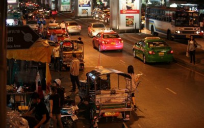 タイ現地でID番号から身元を割り出す